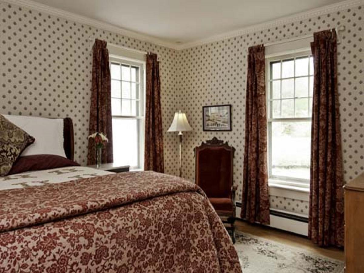 Golden Stage Inn Proctorsville Экстерьер фото