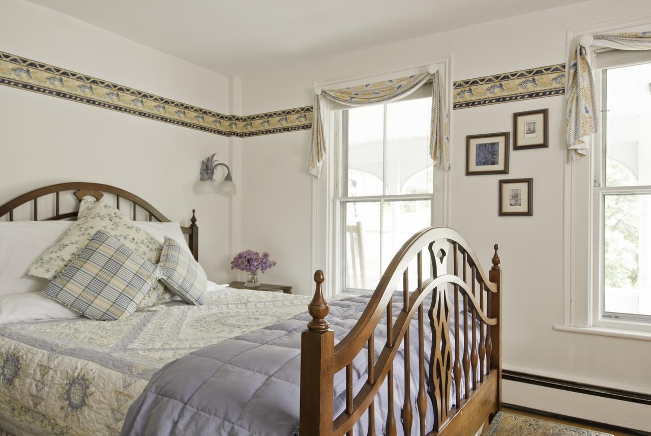Golden Stage Inn Proctorsville Экстерьер фото
